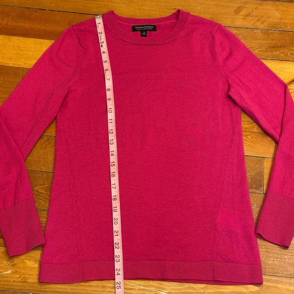 Banana Republic Vibrant Pink Long Sleeve Extra Fine Merino Wool Top - Picture 6 of 8